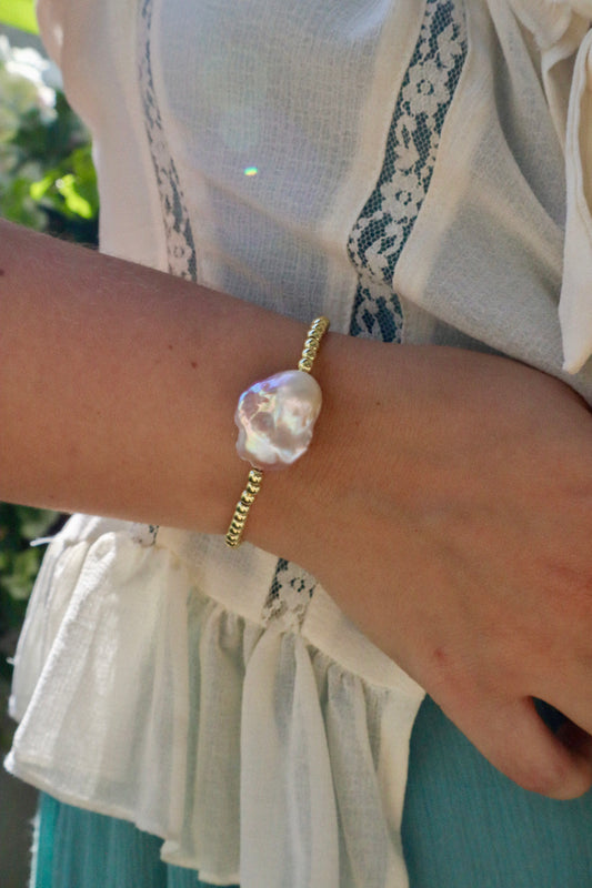 Cassy Pink Baroque Pearl Stretch Bracelet