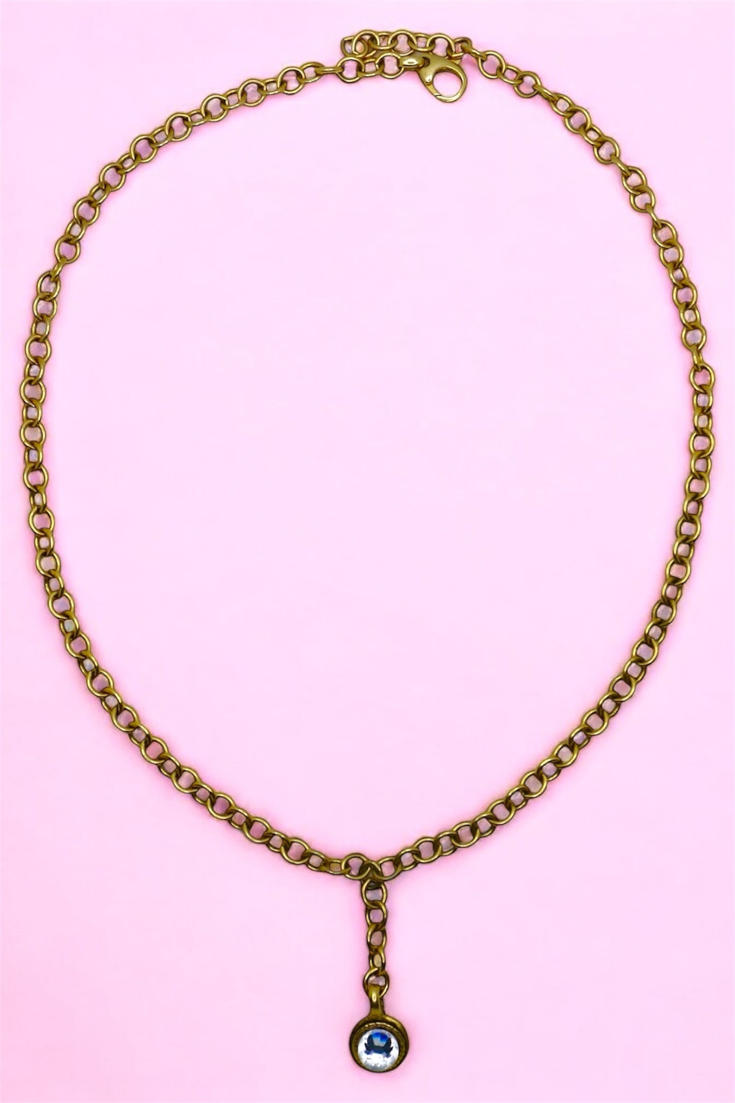 Cassis Necklace
