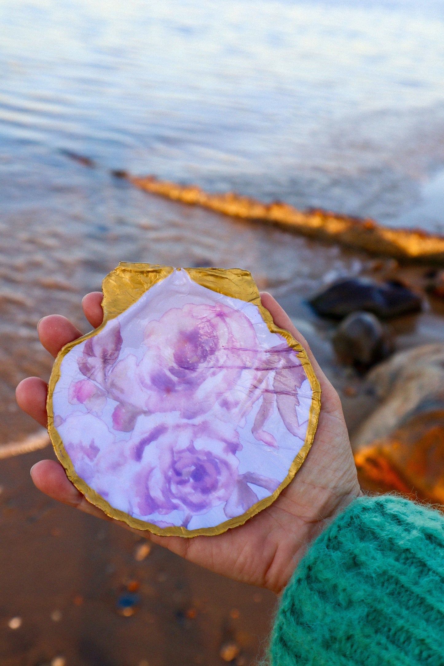 Purple Flower Scallop Ring Dish