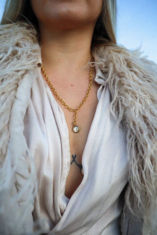 Cassis Necklace