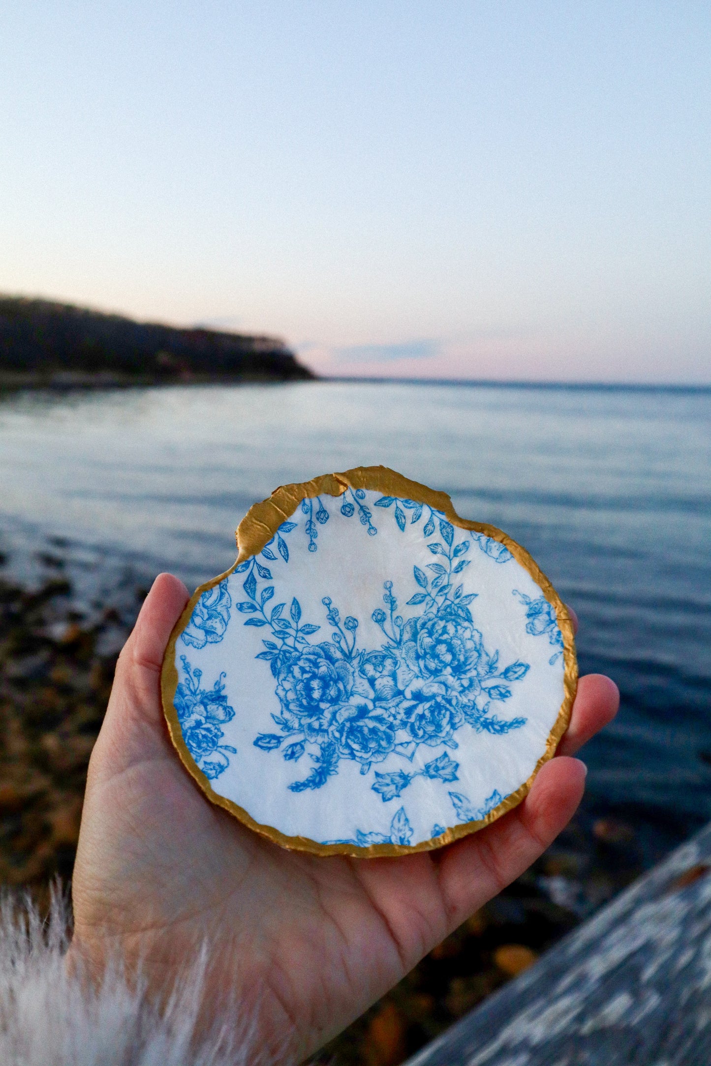 Blue Floral Scallop Dish