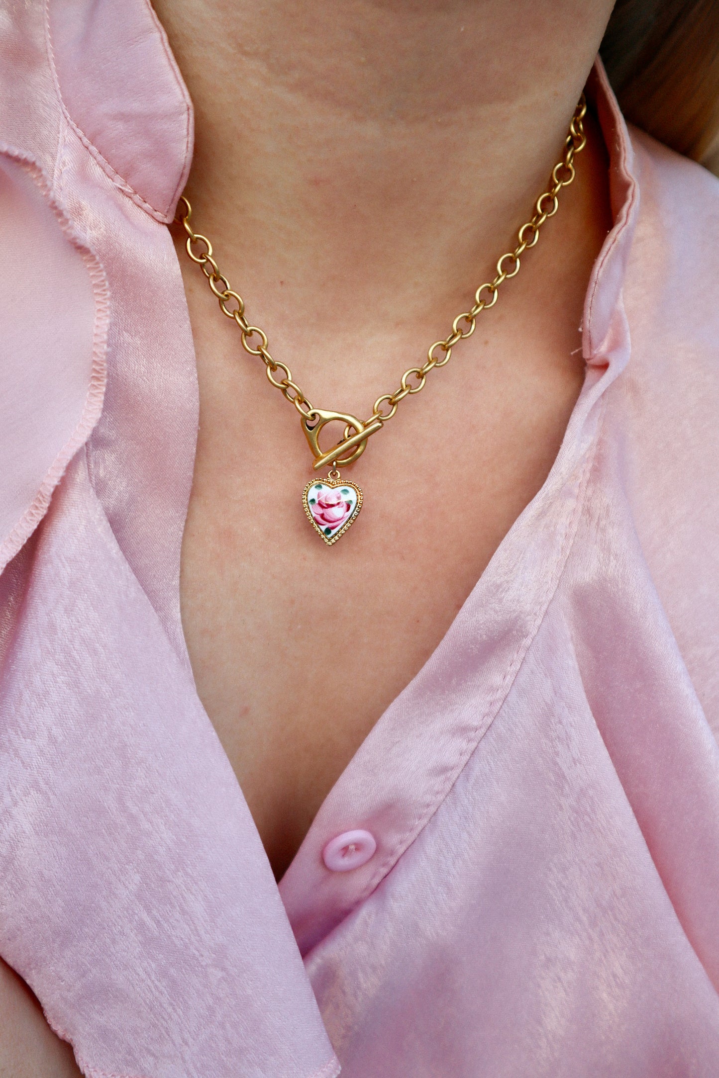 La Vie En Rose Necklace