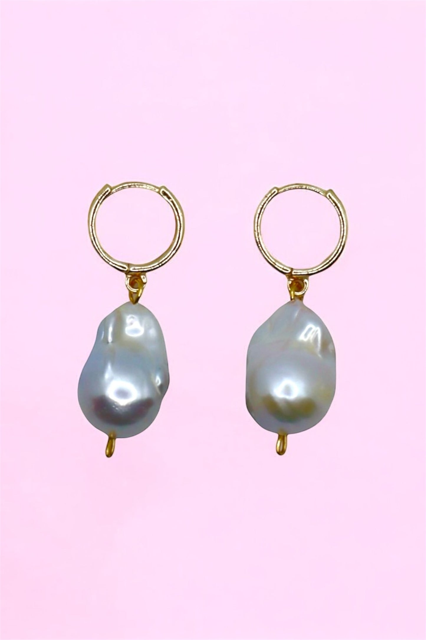 Hollie Baroque Pearl Earrings