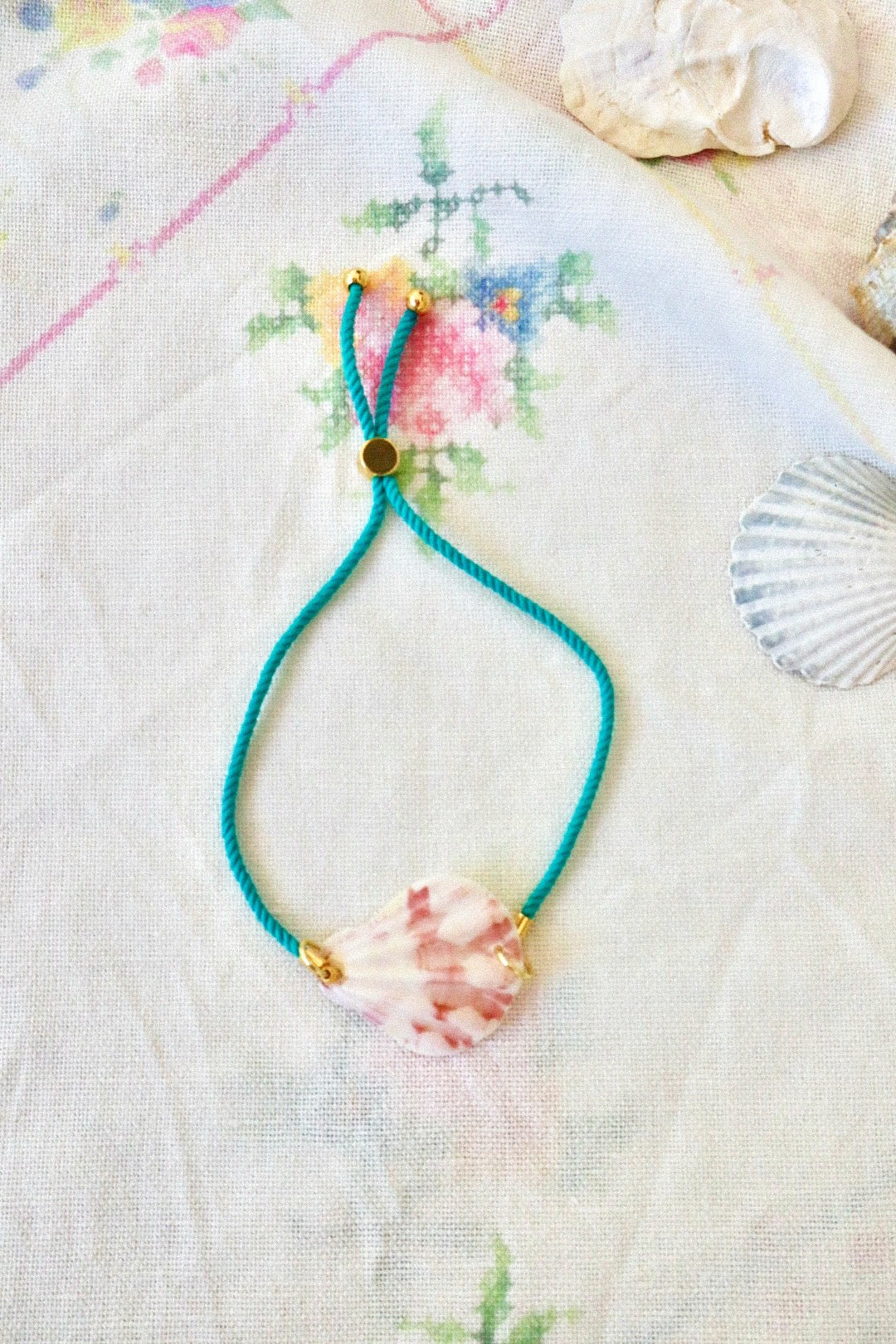 Sun-washed Adjustable Shell Bracelet