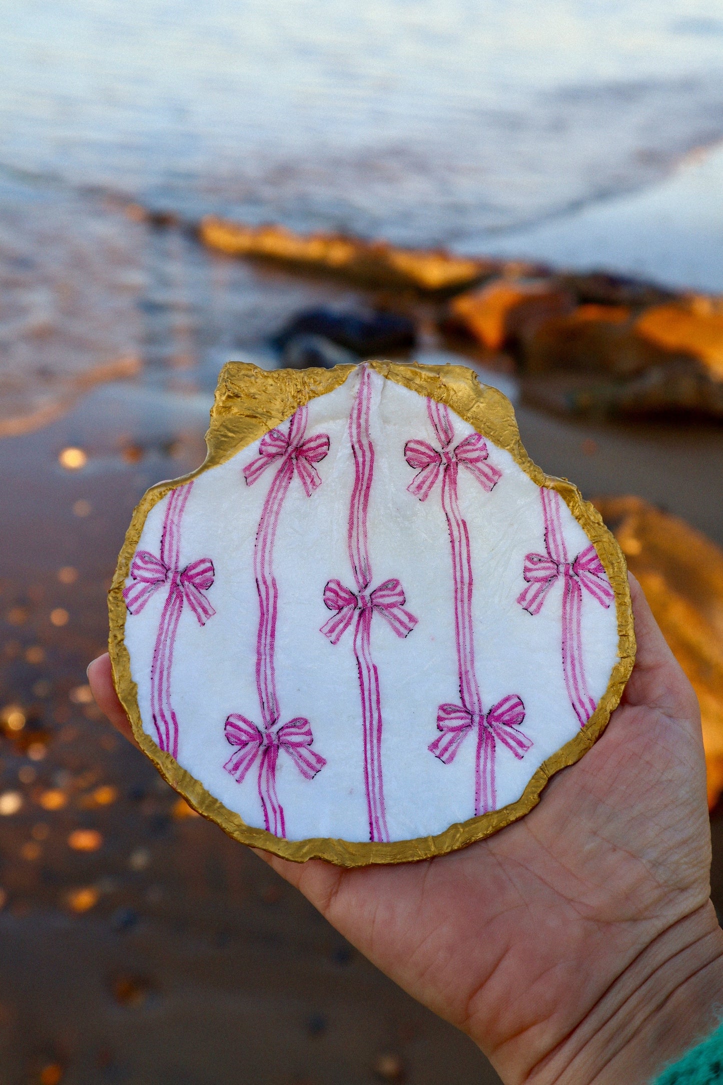 Bow Scallop Ring Dish